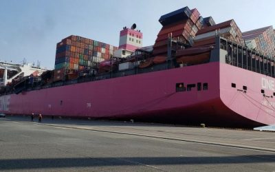 Containers Fall Overboard in New York